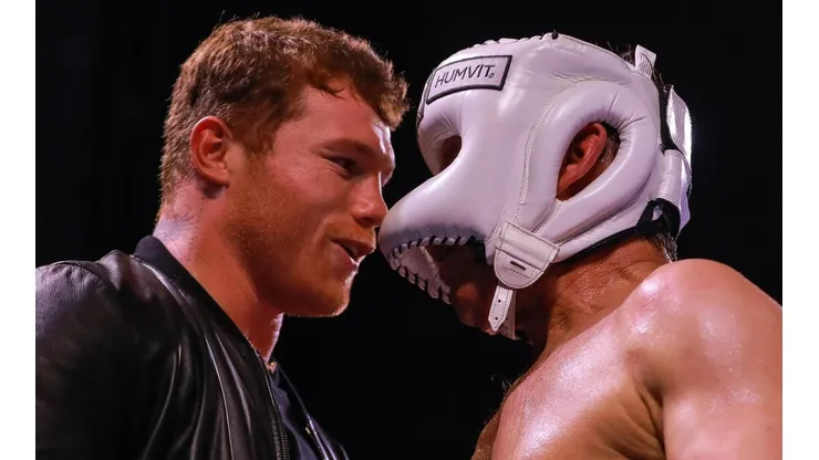 Dos excampeones intentan descifrar por qué muchos mexicanos odian a Canelo Álvarez