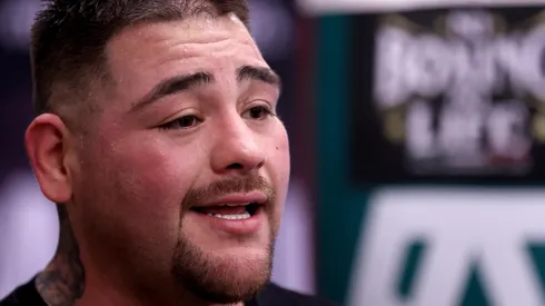 Andy Ruiz presumió un impactante tatuaje de cuerpo completo