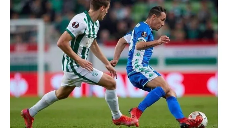 Andrés Guardado en el partido del Ferencvaros contra Betis de la Europa League 2021-22.