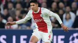 El mexicano se ha convertido en titular indiscutible con el Ajax