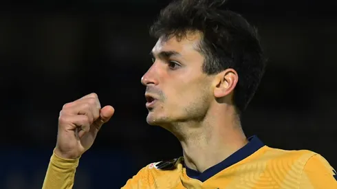 El atacante auriazul no hace caso a los números en contra del club