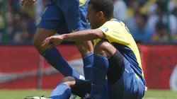 Djalminha ante el Puebla en el torneo Apertura 2004.