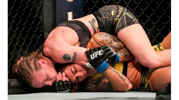 El nocaut espectacular de la reina de UFC