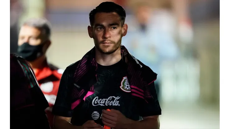 El Canelo Angulo tiene el problema de reponer sus tarjetas bancarias.