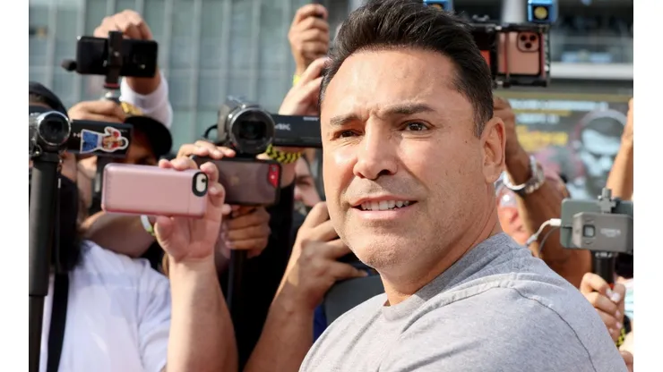 De la Hoya contestó si su mejor versión hubiera podido con Canelo Álvarez.