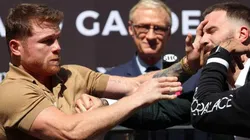 Los fanáticos estallan por el cruce entre Canelo Álvarez y Caleb Plant.