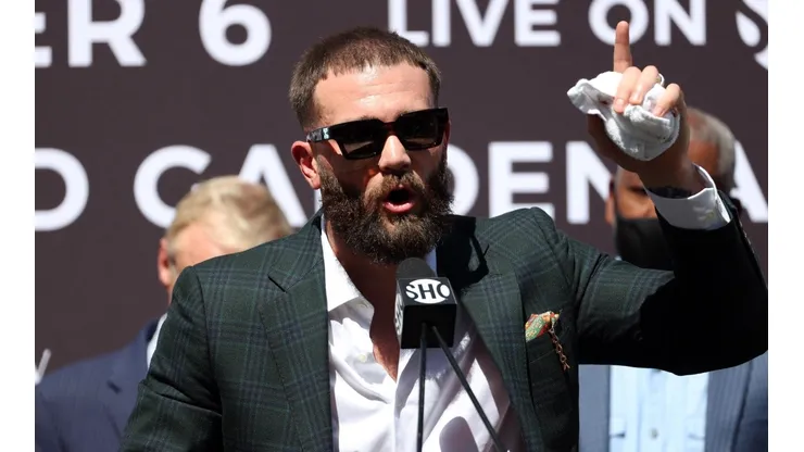 Plant le dejó una mensaje a Canelo.
