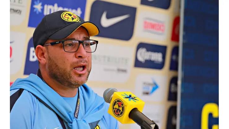 Chivas deberá aceptar el pasado de Mohamed si quiere contratarlo.