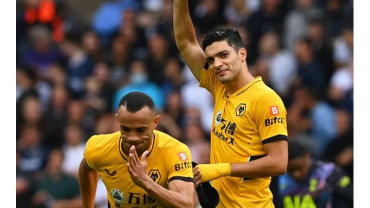 Raúl Jiménez sigue sin anotar con el Wolverhampton