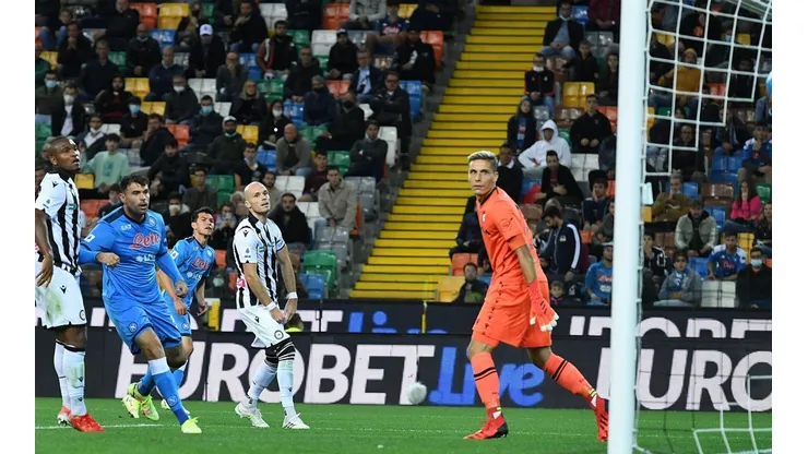 Chucky Lozano se lució con golazo ante Udinese