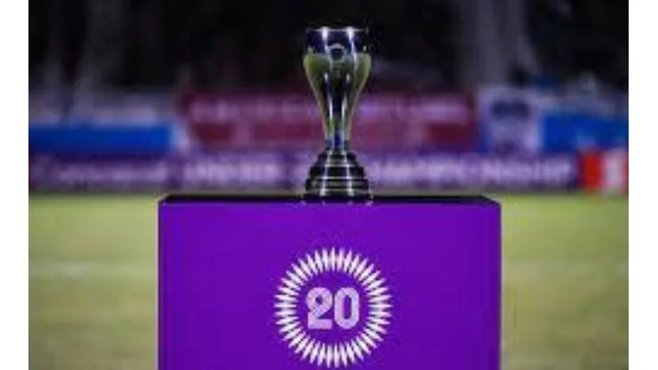 Trofeo del campeonato sub 20 de la Concacaf.