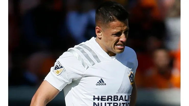 Chicharito tuvo un duro recibimiento en la MLS.