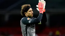 El portero del América tuvo un gran detalle con un fan