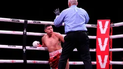 El mexicano Pablo César Cano se fue noqueado este martes