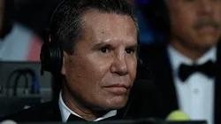Julio César Chávez arremetió contra Floyd Mayweather.