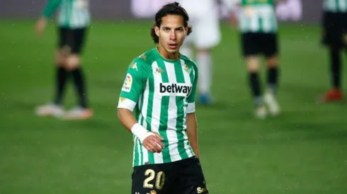 Este es el salario de Diego Lainez en Betis.