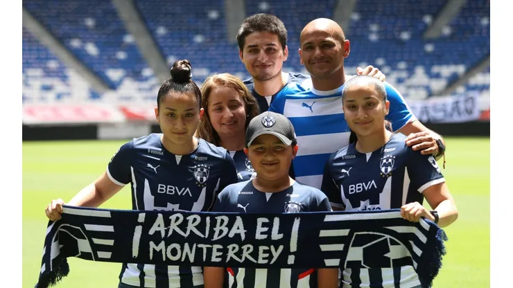 Humberto Suazo dio todo por volver a vestir la playera de Rayados
