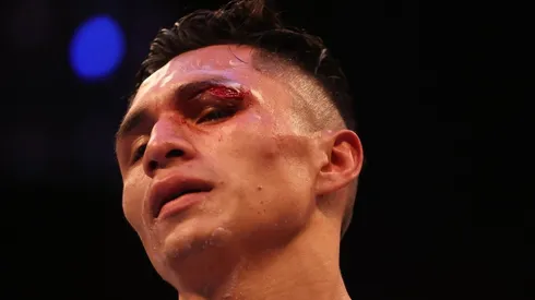 Lara terminó con un duro corte.