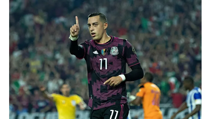Funes Mori es comparado Chicharito tras el gol que falló.
