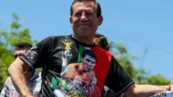 Julio César Chávez ya recuperado de las adicciones.