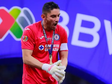 Opiniones divididas de la afición de Cruz Azul tras la vuelta de Jesús Corona
