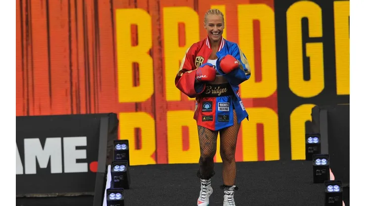 La Bombardera Rubia vuelve a protagonizar una mega cartelera de la mano de Eddie Hearn