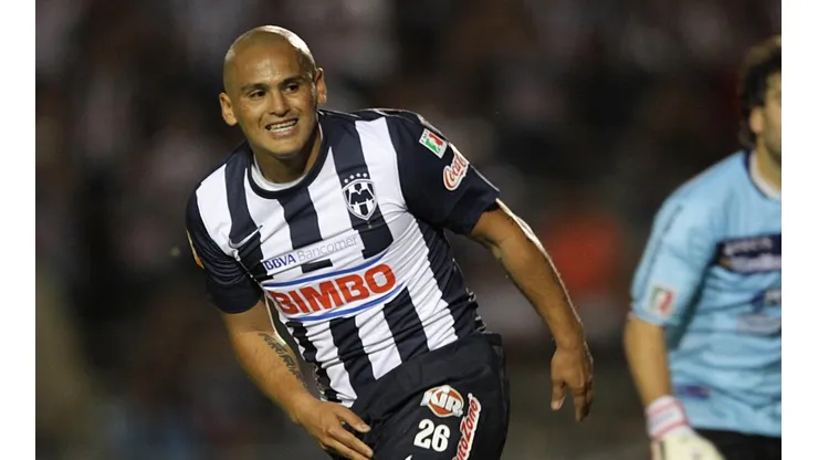 Suazo y el grito de gol, una pasión eterna.