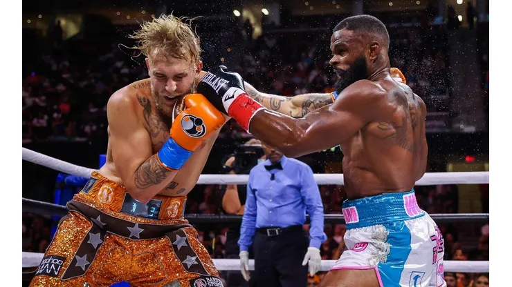 Jake Paul le quedó a deber a ShowTime con su victoria en fallo dividido sobre Woodley