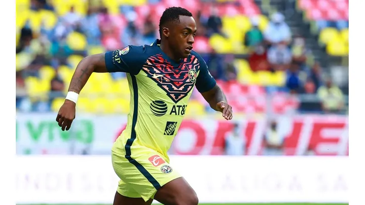 Renato Ibarra causa baja en el América.
