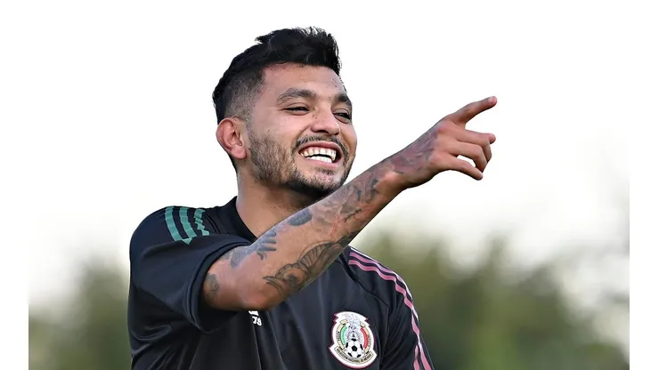 Jesús Tecatito Corona está en la mira del Milán a los 28 años de edad.