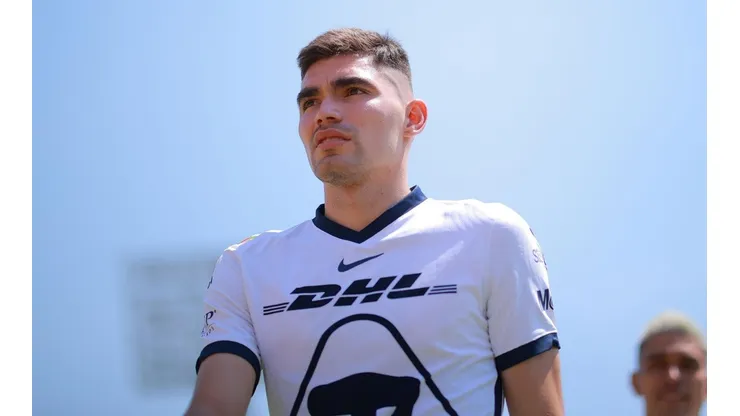 El ex jugador de los Pumas de la UNAM aun tendrá que esperar por su debut en Europa.