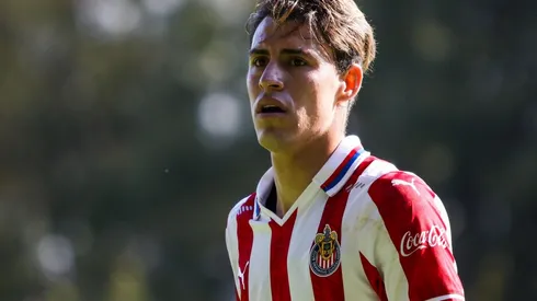 Cristian Calderón protagonizó una nueva polémica en Chivas.