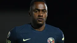 Renato Ibarra volvió a vestir la camiseta del América tras polémica por violencia familiar.