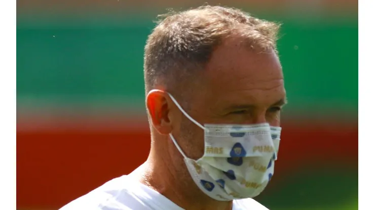 A Lillini no le queda mucho tiempo en Pumas...