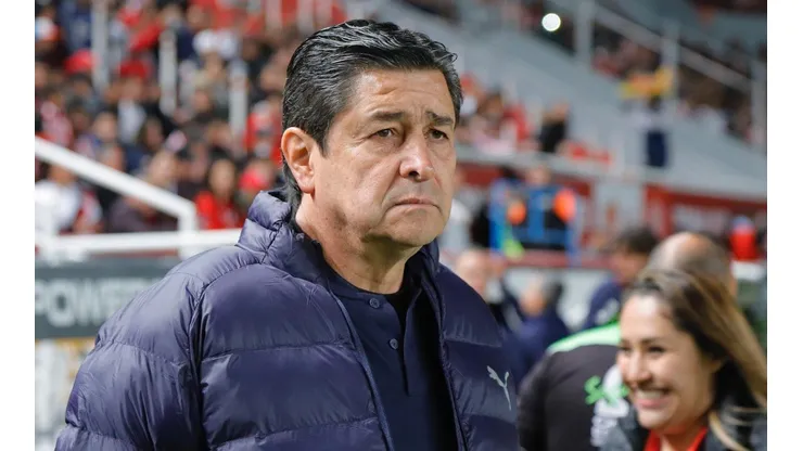 Luis Fernando Tena podría tener una experiencia en país de Concacaf