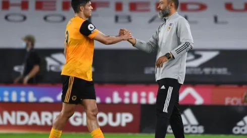 Afición de Tottenham quiere juntar a Jiménez y Nuno Espírito Santo.