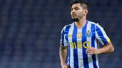 El pasaporte comunitario le facilitaría al Tecatito su fichaje por el Sevilla.