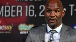 Hopkins se rinde ante Canelo Álvarez