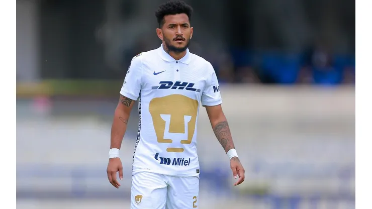 José Rogerio anotó un golazo para el empate de Pumas.