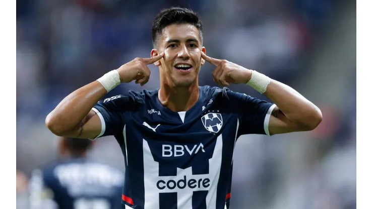 Maxi Meza adelantó a Rayados ante La Máquina.