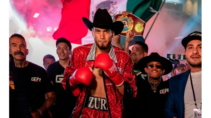 Zurdo Ramírez quiere sacar provecho del "no" de Bivol a Canelo Álvarez