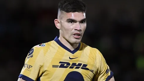 Johan Vásquez dejaría Pumas para convertirse en jugador del Genoa de Italia.