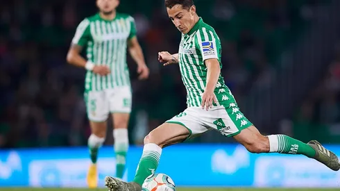Andrés Guardado quedó listo para su quinta temporada con el Betis.