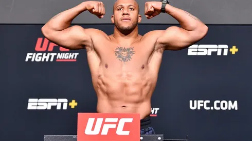 Gane ganó por la vía rápida ante Derrick Lewis.