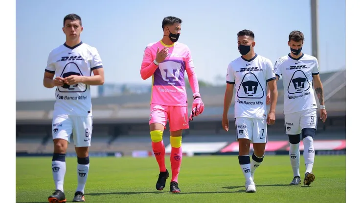 Alfredo Talavera regresó a Pumas y dio positivo por covid.
