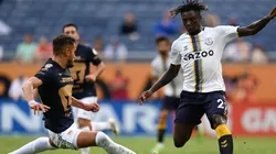 Pumas no pudo ante Everton.