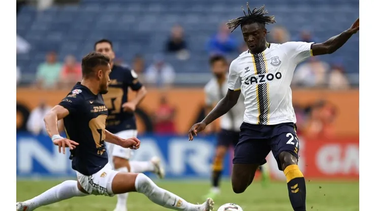 Pumas no pudo ante Everton.