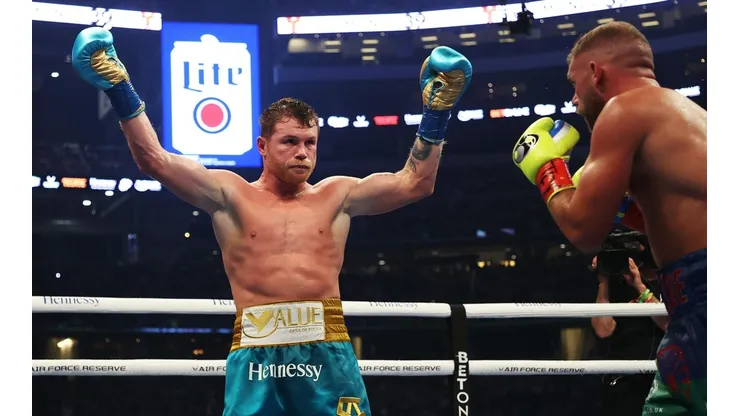 Canelo Álvarez tendría acuerdo con Caleb Plant.