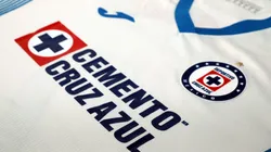Nueva playera de Cruz Azul para la temporada 2021-22.