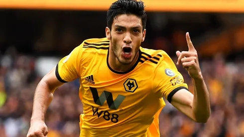 Raúl Jiménez recibió un mensaje emotivo de su esposa.